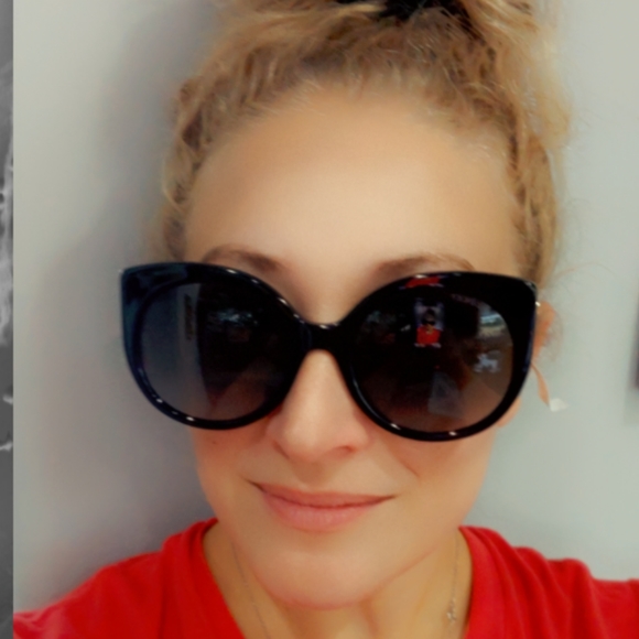 Gucci Accessories - GUCCI Cat Eye Sunglasses